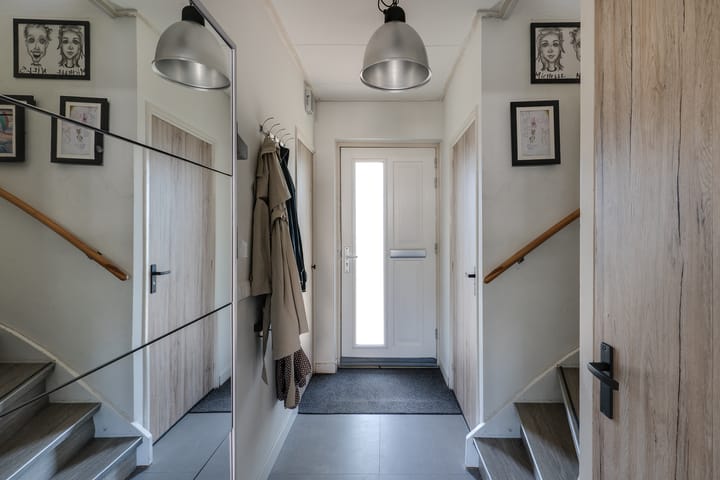 Photo 35 of Ruysdaelstraat 39