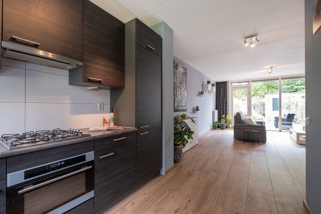 Foto 7 van van Eedenplein 8