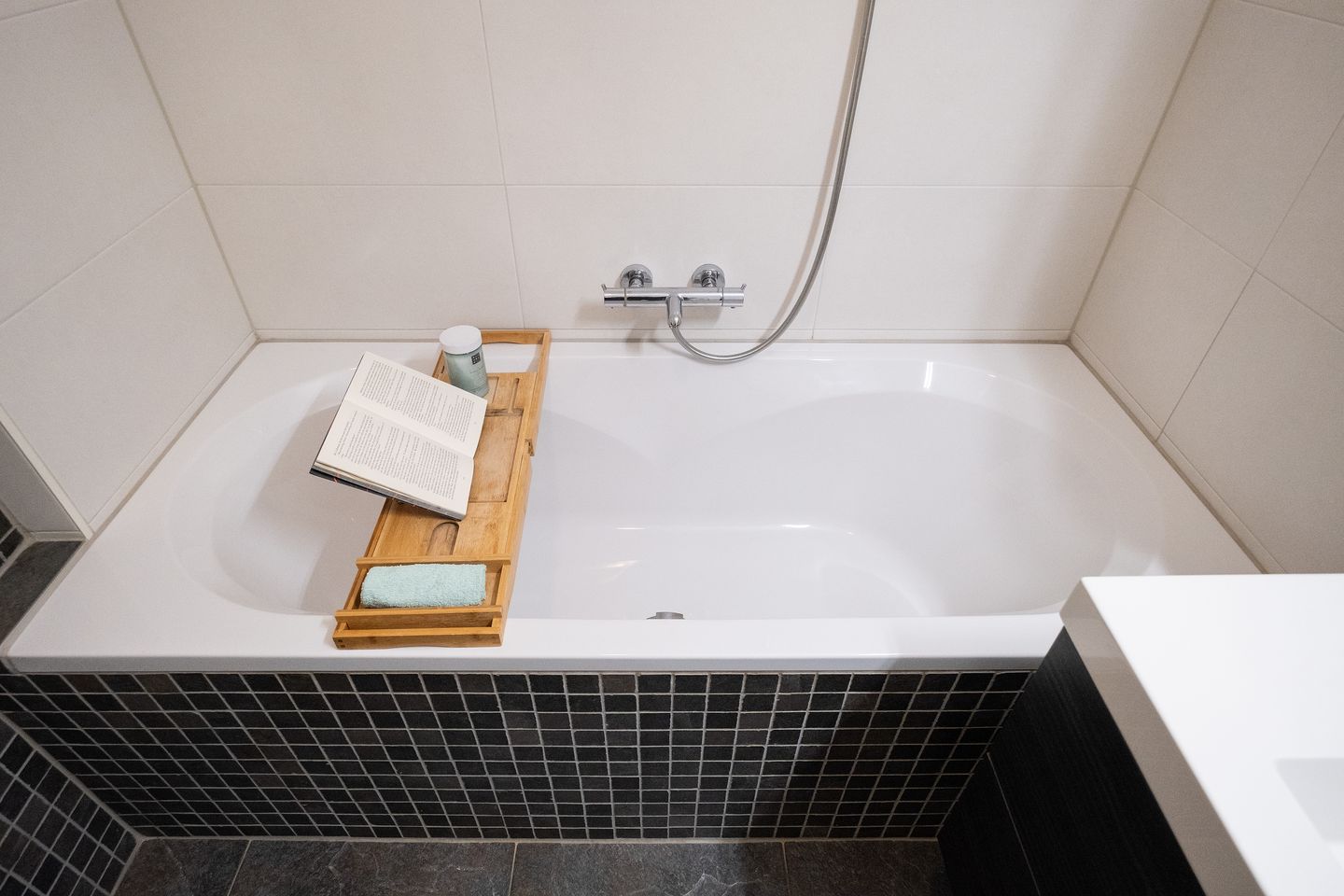 Foto 19 van van Eedenplein 8