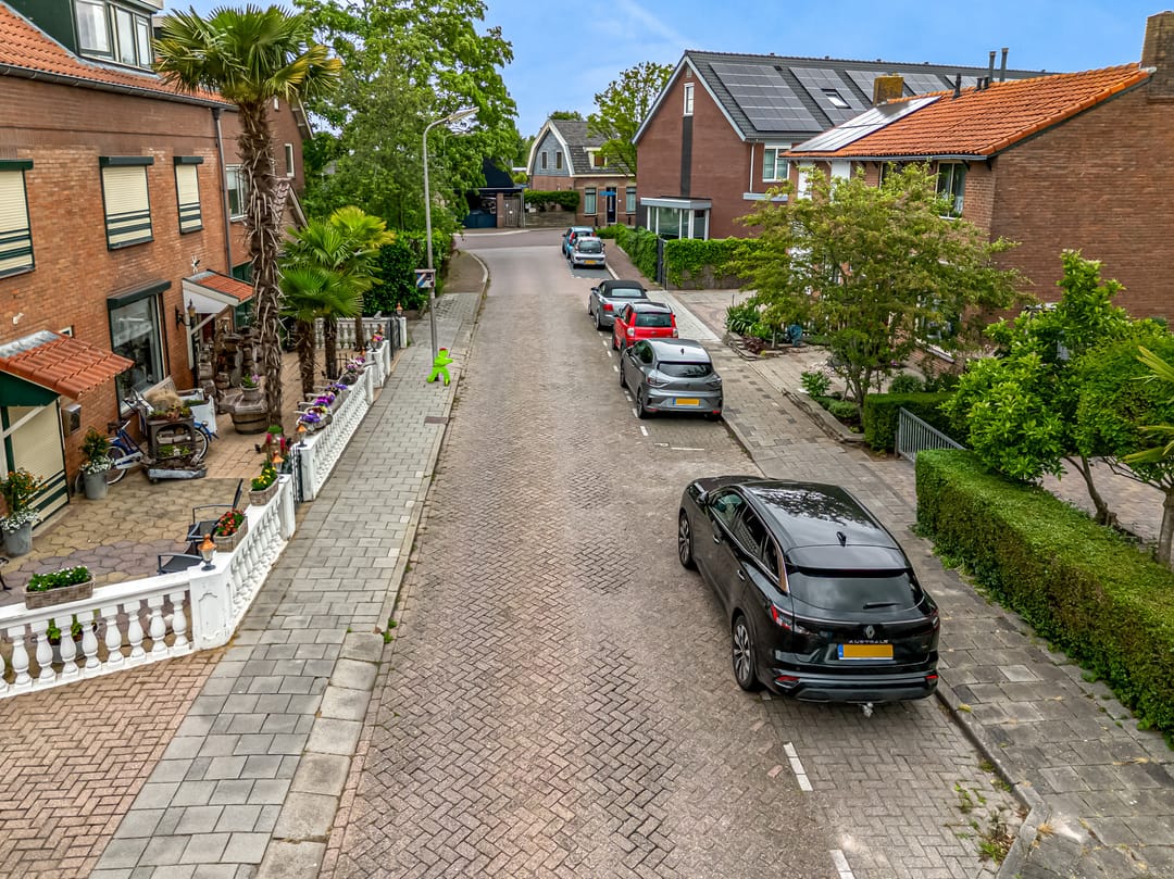 Foto 43 van Burgemeester Bruntstraat 9