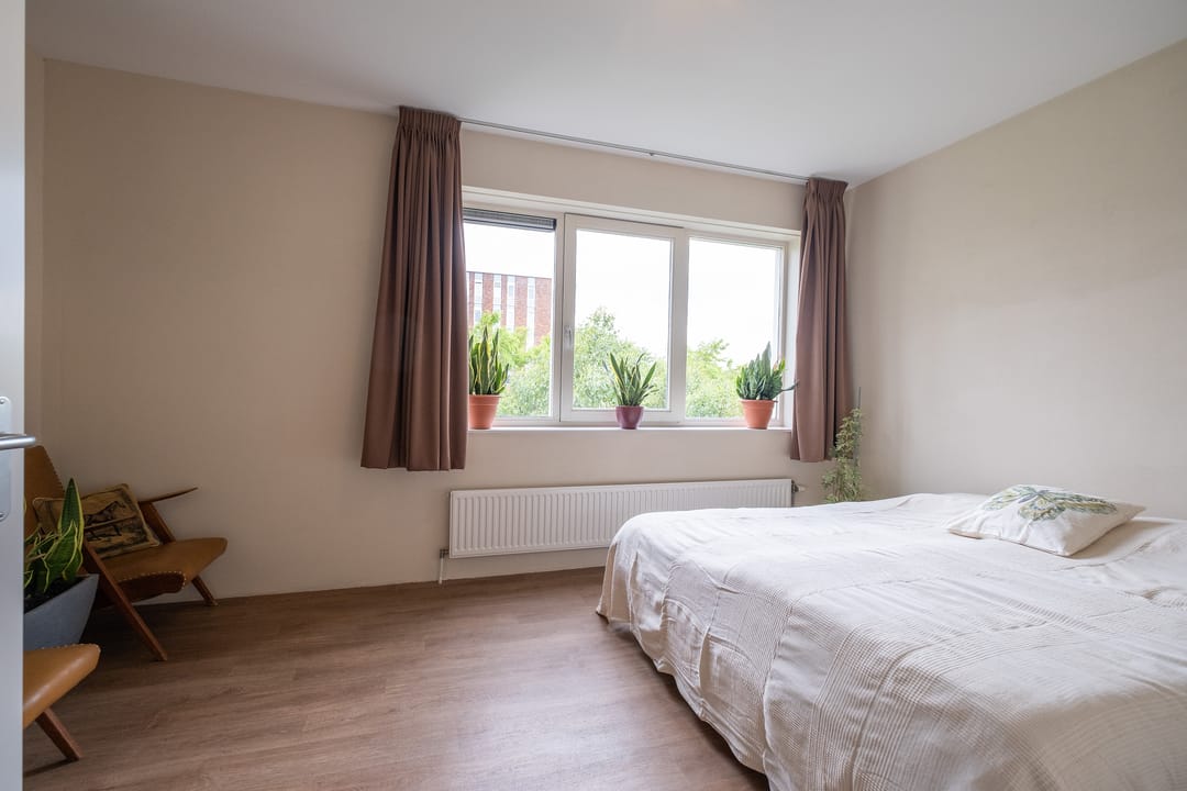 Foto 22 van van Eedenplein 8