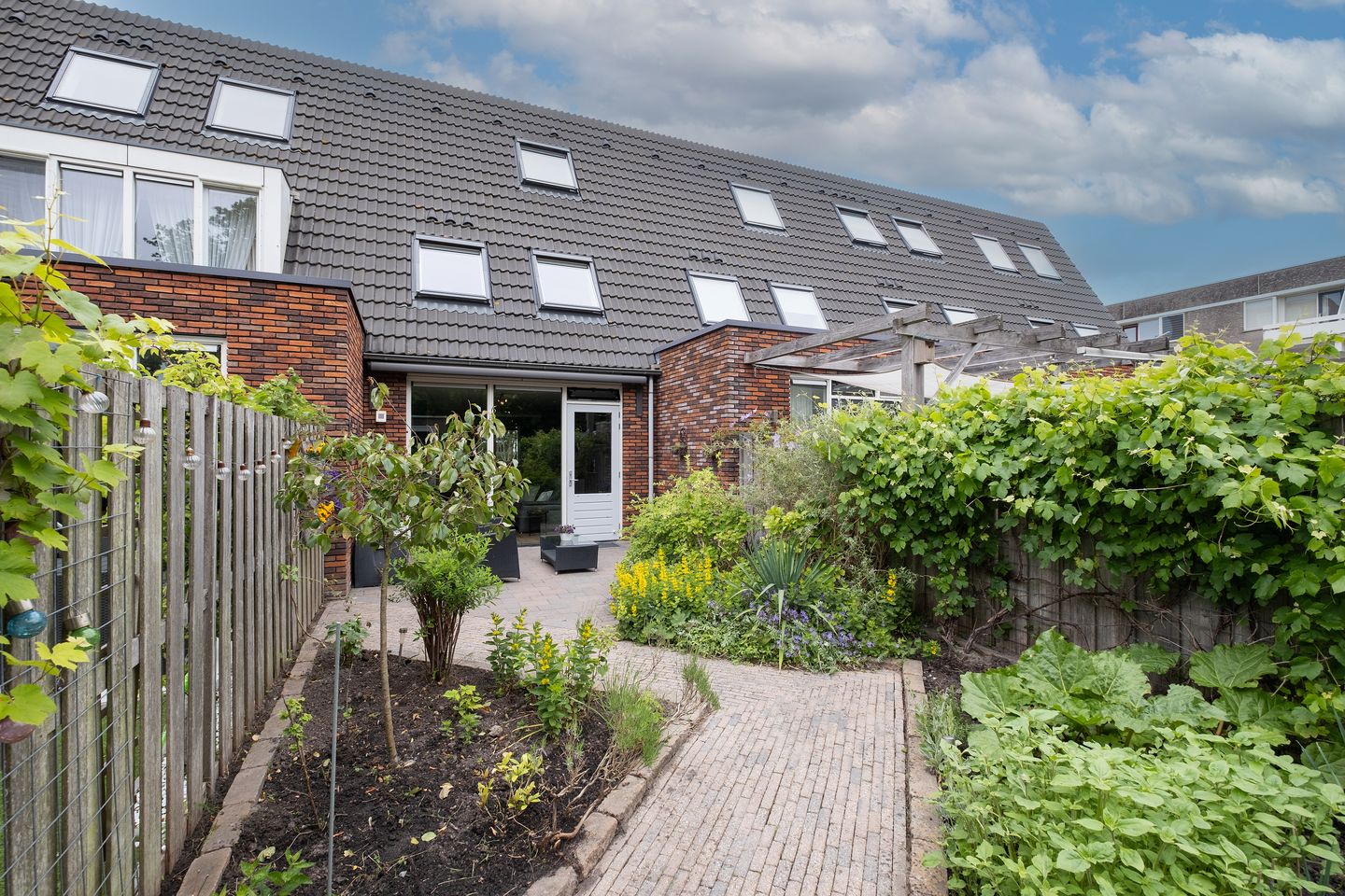 Foto 29 van van Eedenplein 8