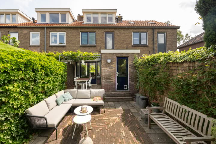 Foto 2 van Borneostraat 15