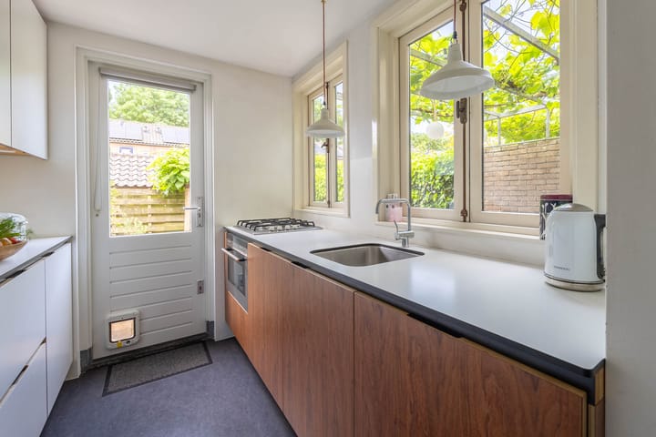 Foto 9 van Borneostraat 15