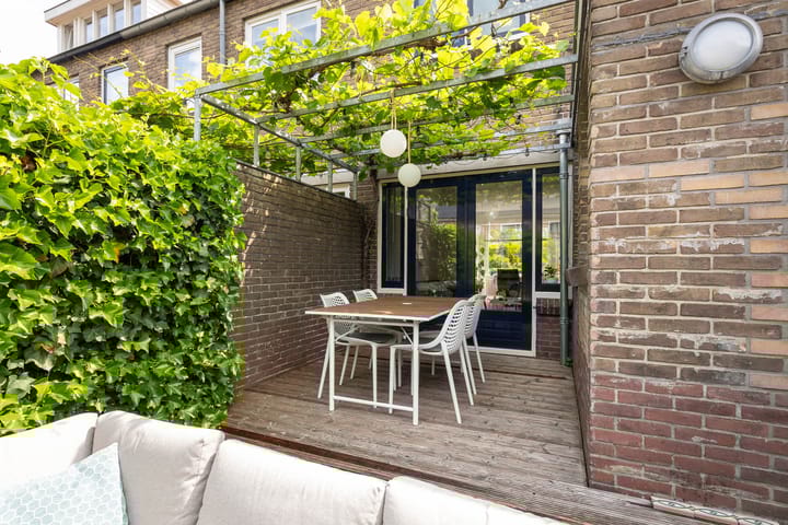 Foto 26 van Borneostraat 15