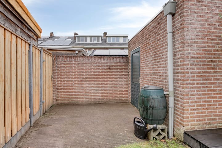 Foto 36 van 1e Weerdsweg 68