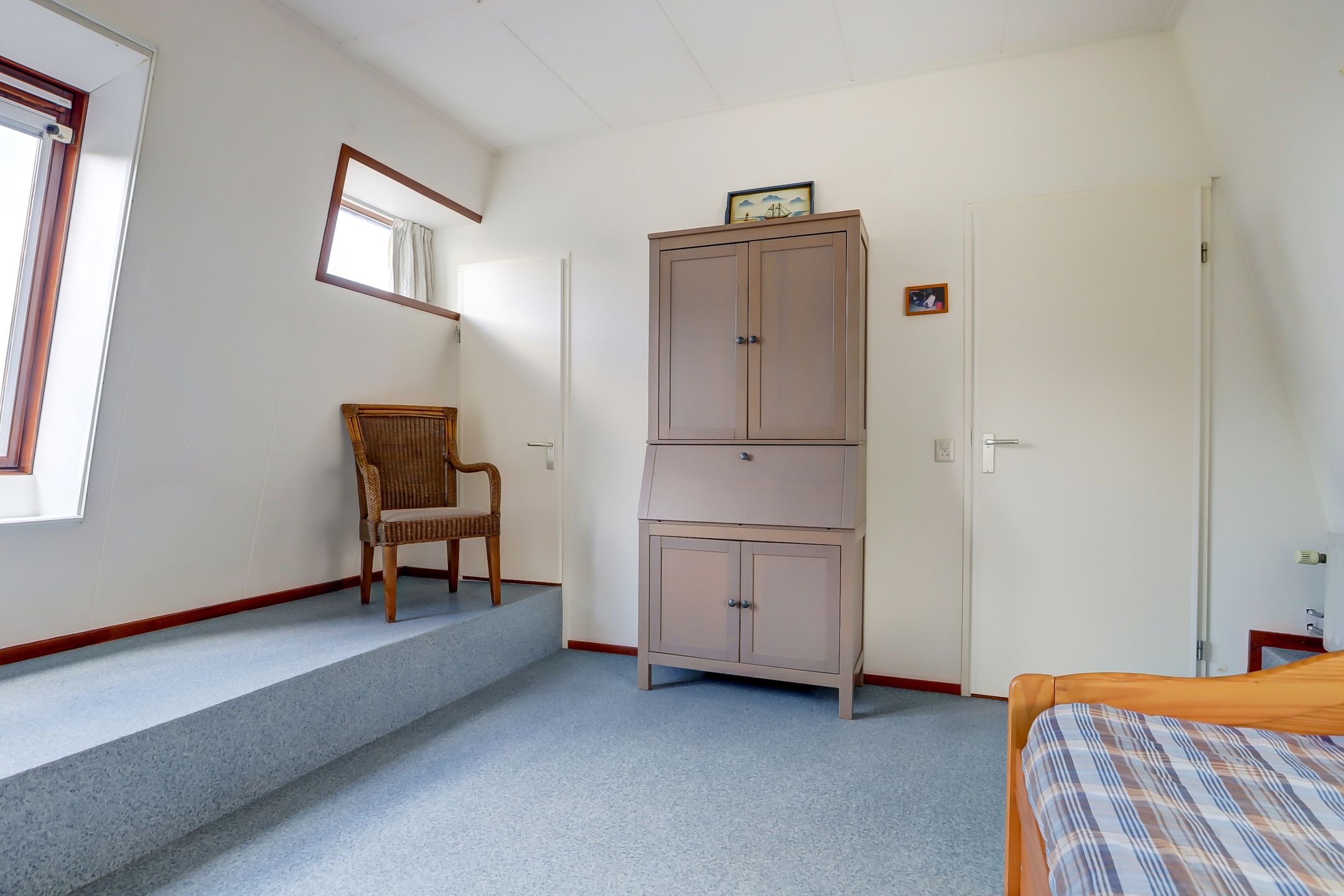 Photo 27 of Burgemeester Nieborgstraat 11