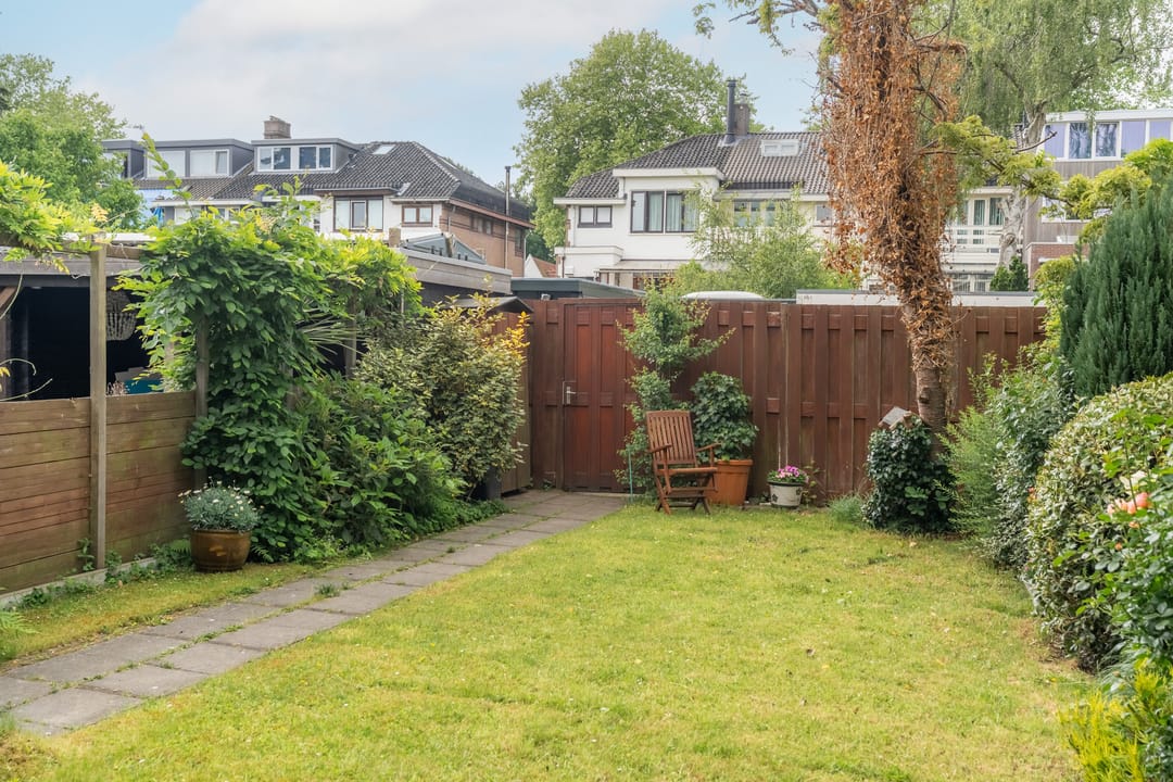 Foto 13 van Plantsoen Laanhorn 7