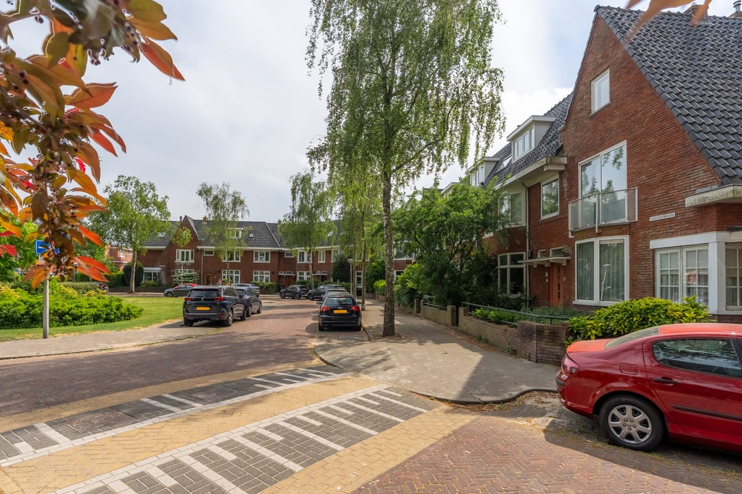 Foto 32 van Plantsoen Laanhorn 7