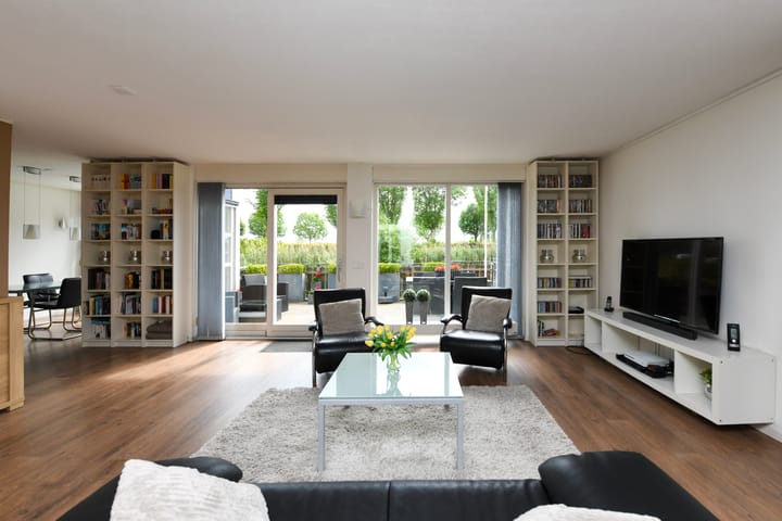 Foto 9 van Pluuthaven 64