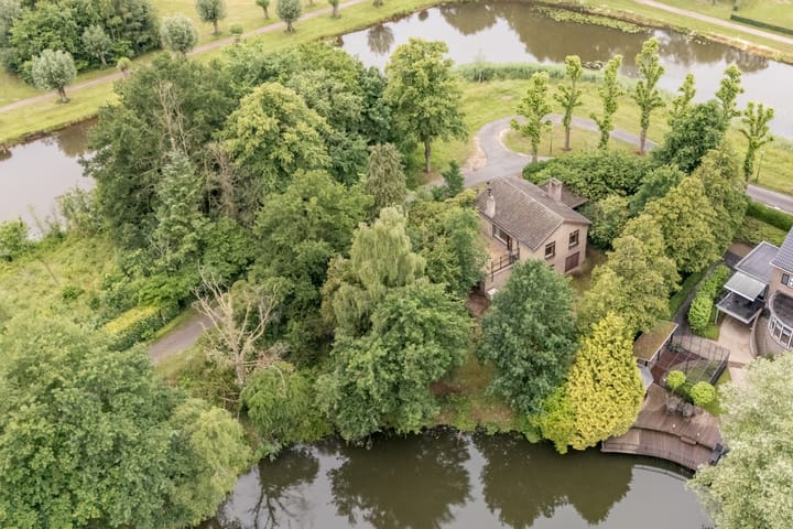 G.W. Lovendaalsingel 20