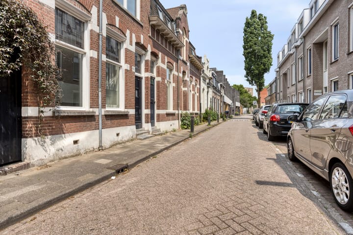 Foto 40 van Kloosterstraat 63
