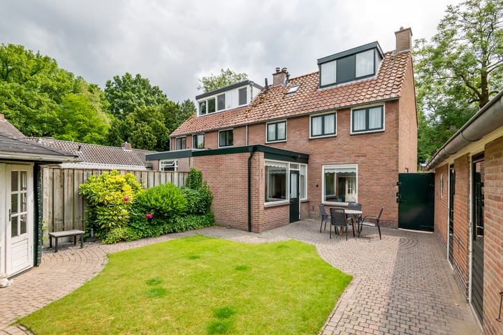 Foto 3 van Julianalaan 2