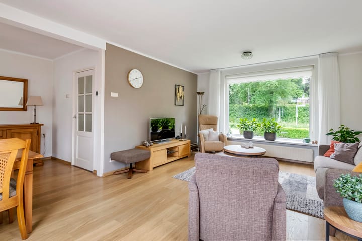 Foto 4 van Julianalaan 2