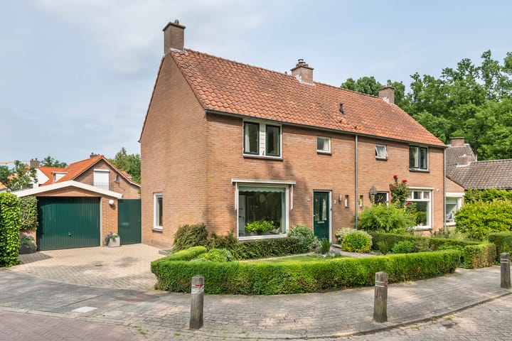 Foto 29 van Julianalaan 2