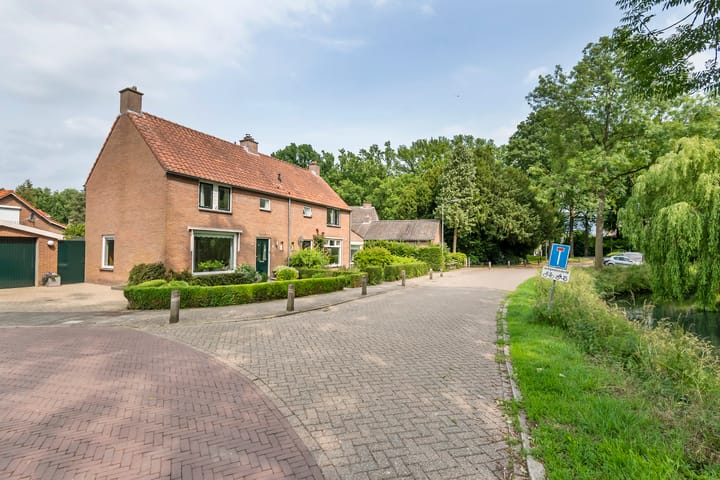 Foto 46 van Julianalaan 2