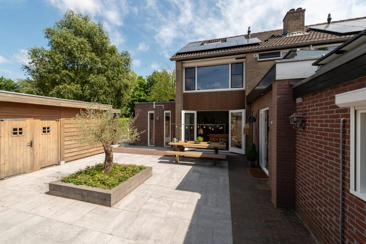 Foto 2 van Bruinhorst 11