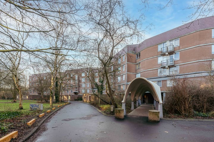 Leusdenhof 220