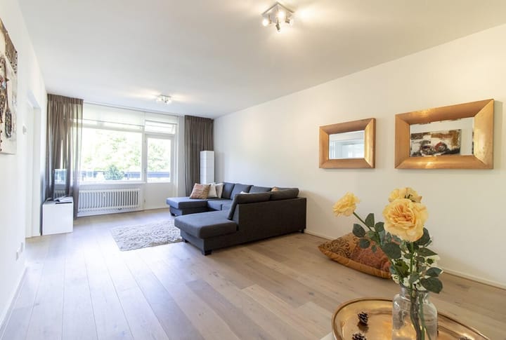 Photo 2 of Bolestein 392