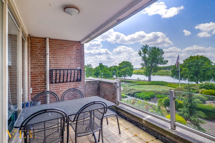 Foto 1 van Doctor Marie Curiestraat 9