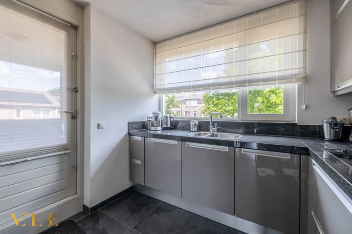 Foto 11 van Doctor Marie Curiestraat 9