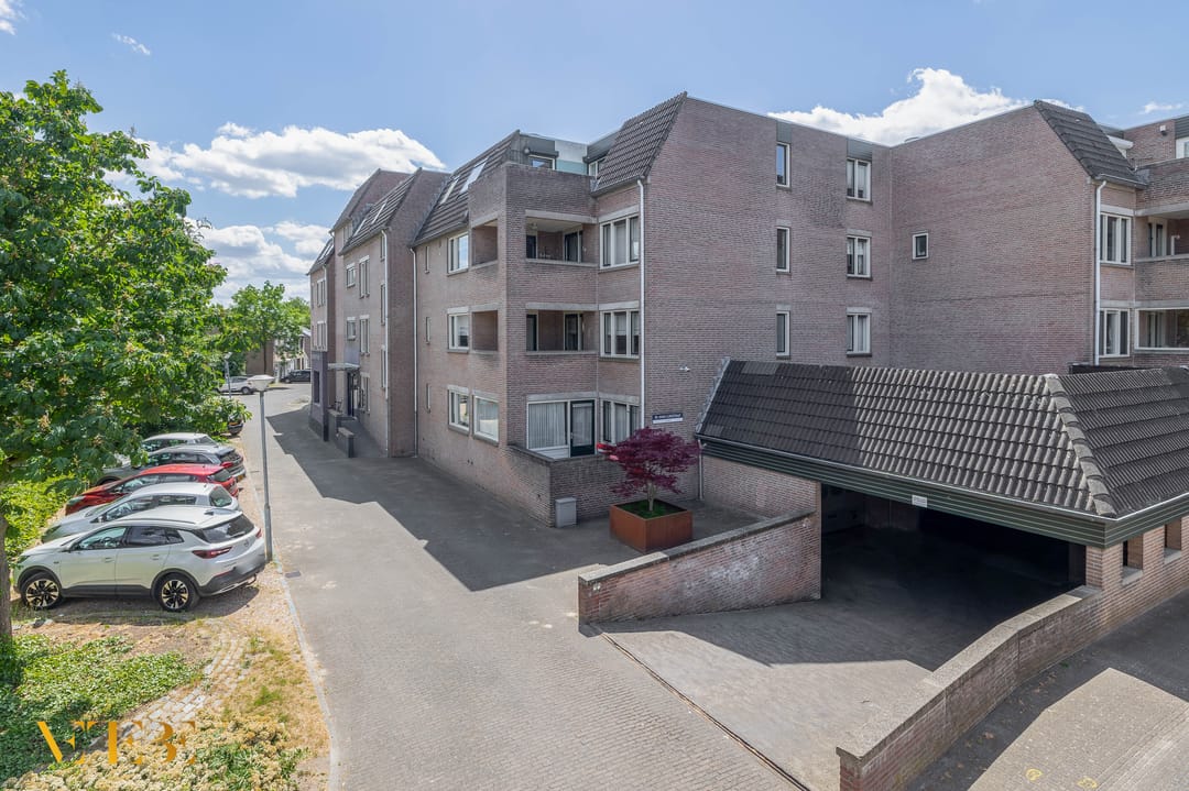 Photo 32 of Doctor Marie Curiestraat 9