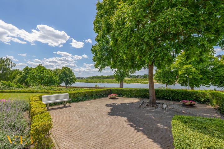 Foto 37 van Doctor Marie Curiestraat 9