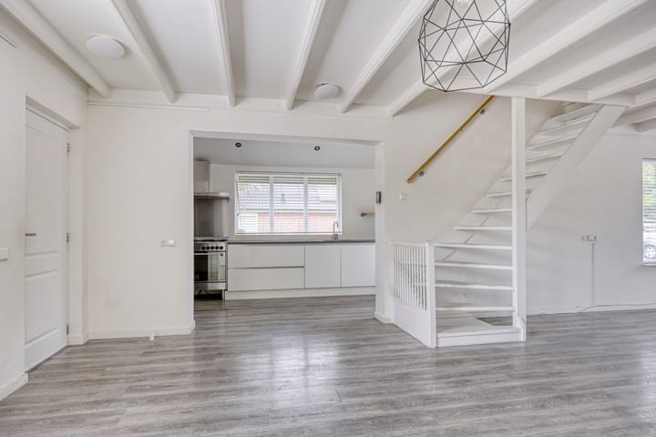 Foto 11 van Haanderik 64