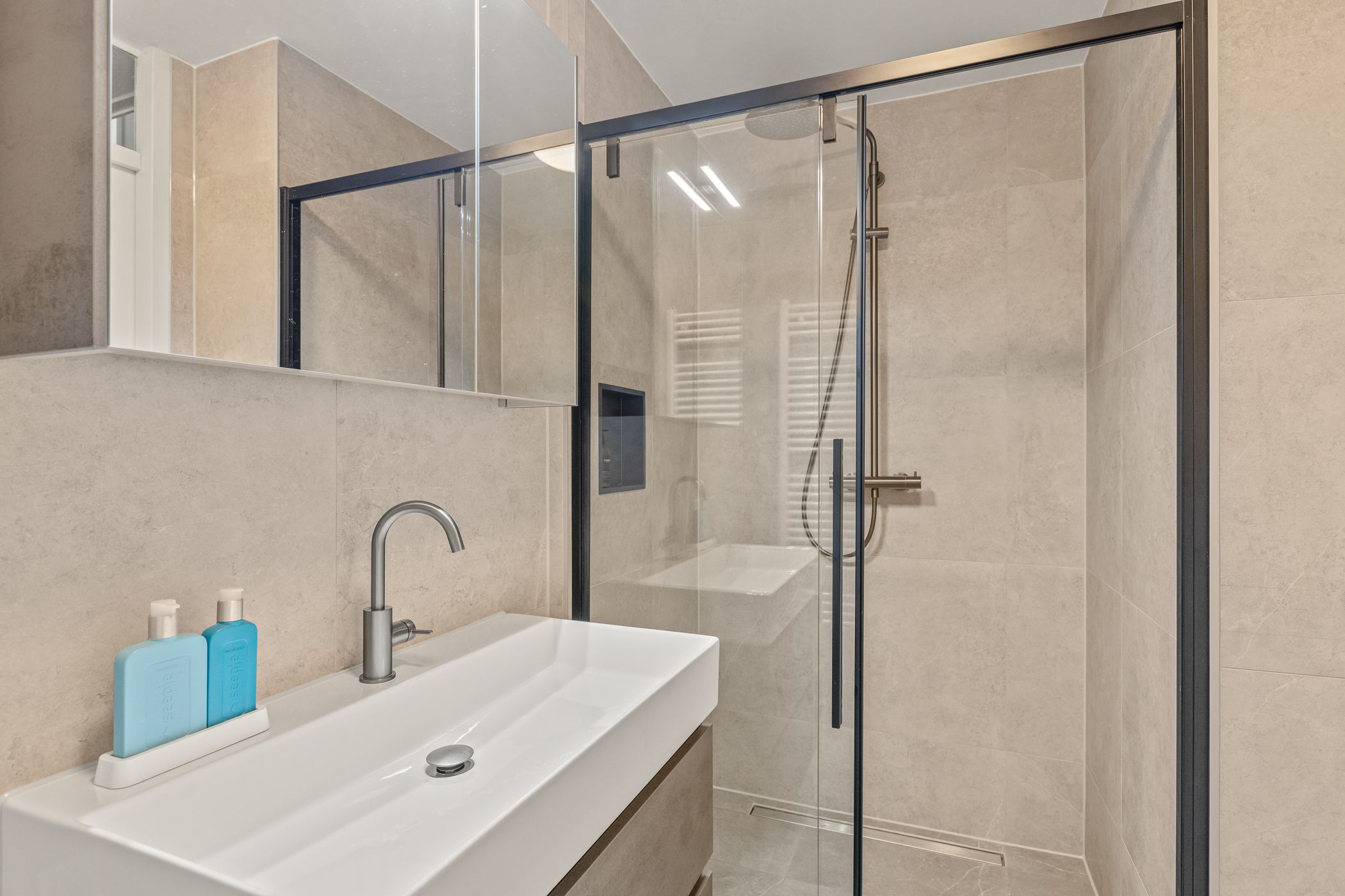 Foto 30 van Grote Haag 93