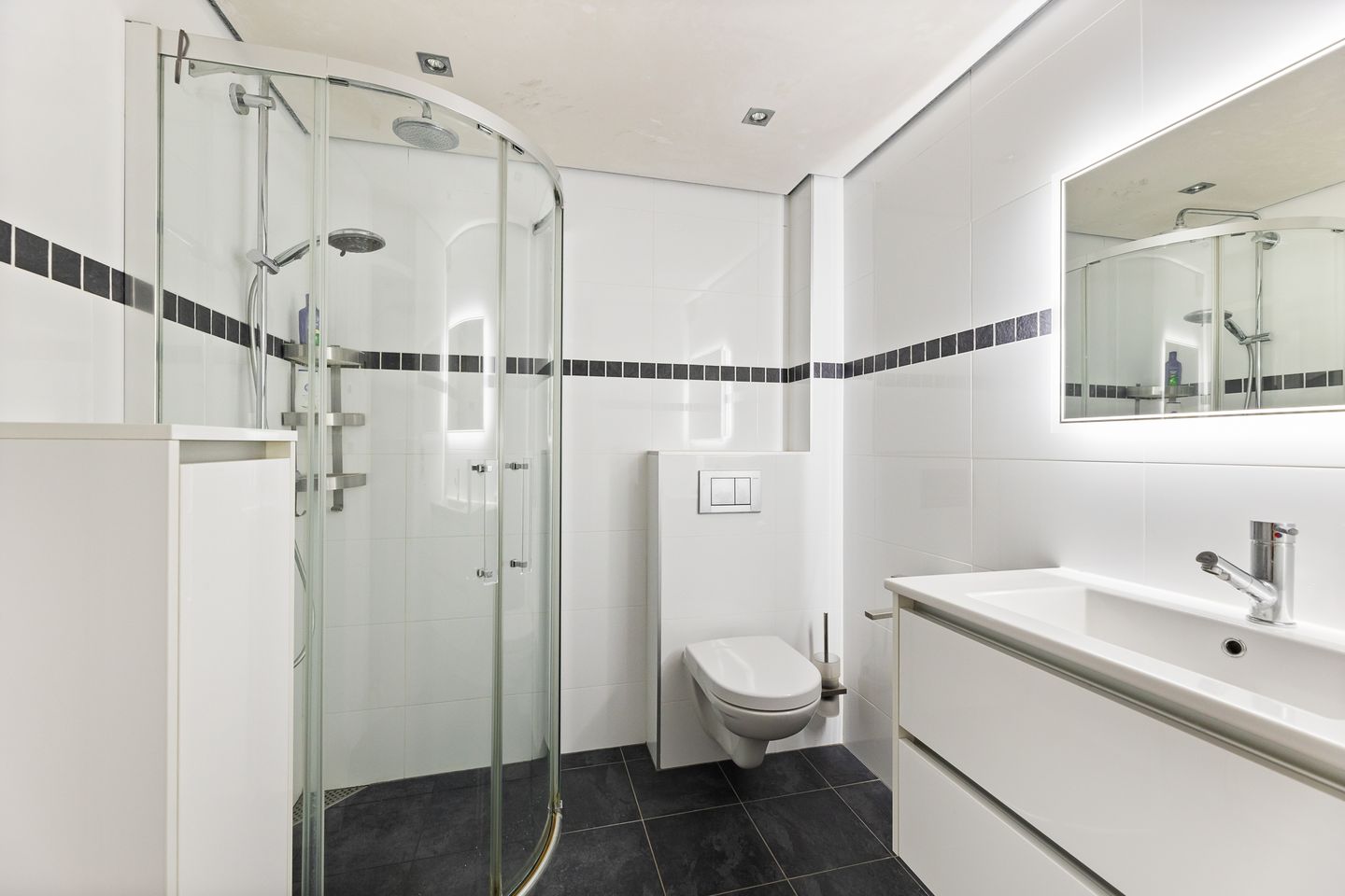 Foto 29 van Paardenstraat 46