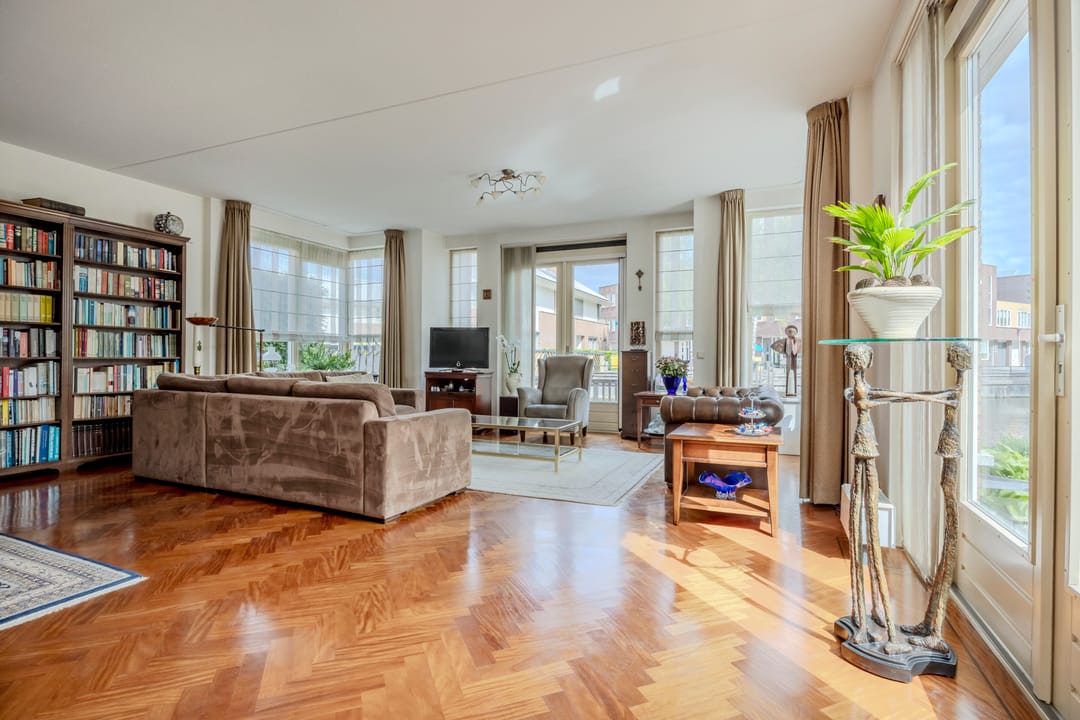 Photo 8 of Disseveltstraat 9