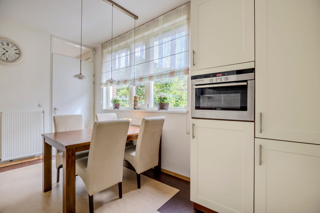 Photo 16 of Disseveltstraat 9