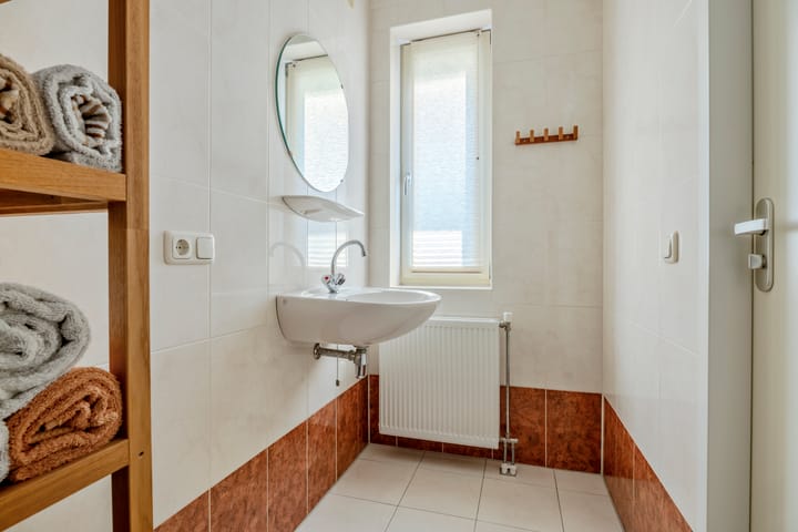 Photo 38 of Disseveltstraat 9