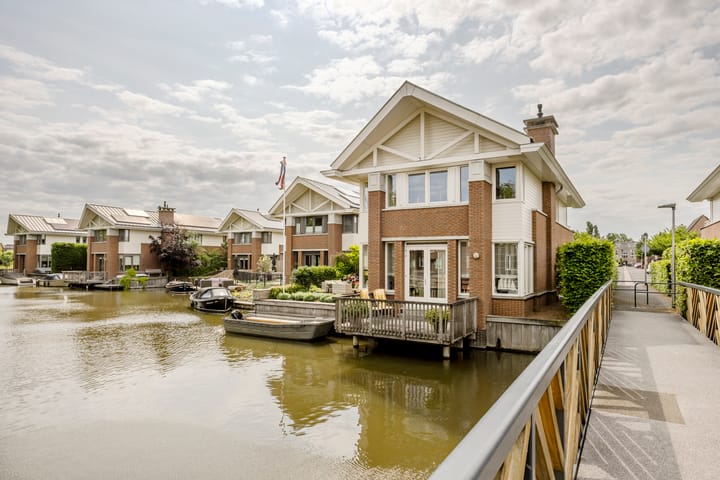 Photo 61 of Disseveltstraat 9