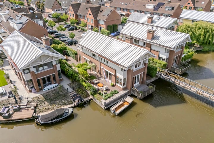 Photo 65 of Disseveltstraat 9