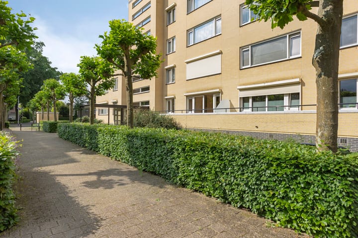 Photo 8 of Bernhardlaan 27