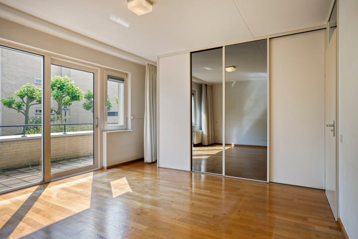 Photo 26 of Bernhardlaan 27