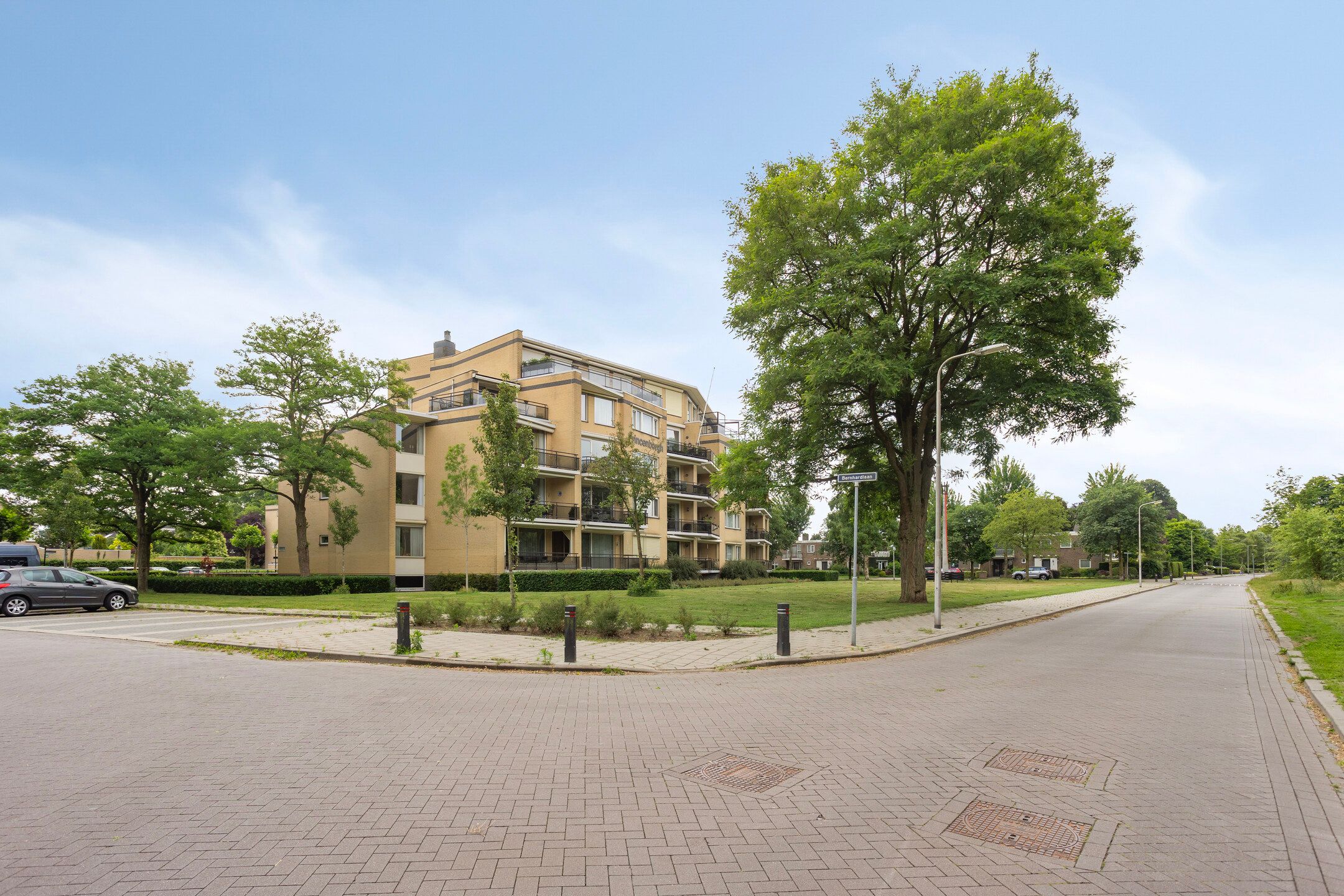 Photo 36 of Bernhardlaan 27
