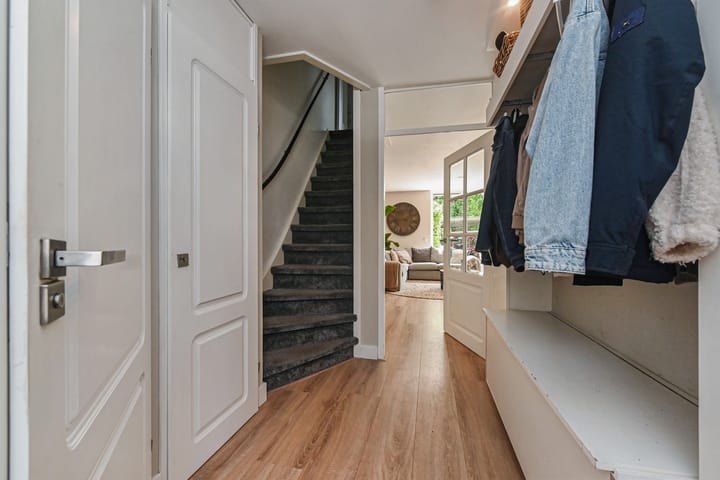 Foto 5 van Constance Gelderblomlaan 17