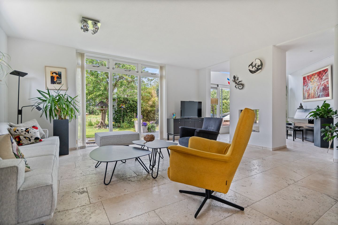 Foto 14 van Korenbloemweg 30