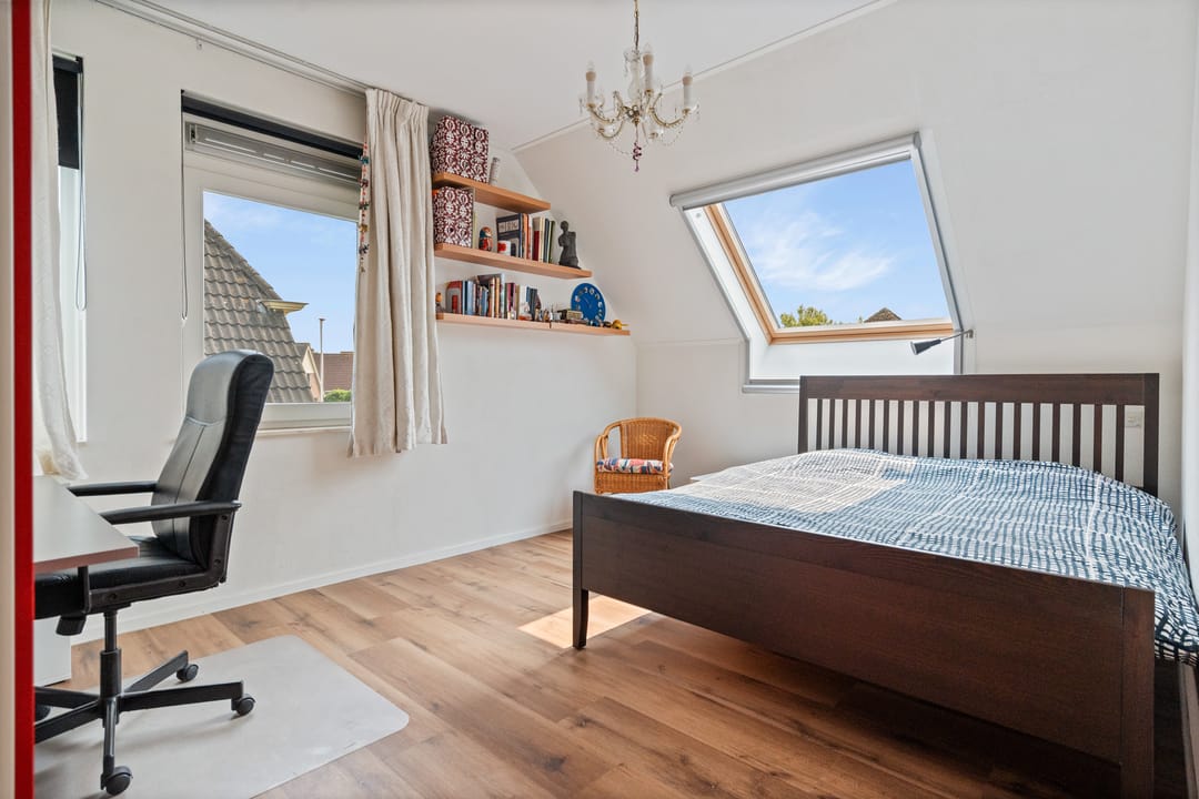 Foto 28 van Korenbloemweg 30