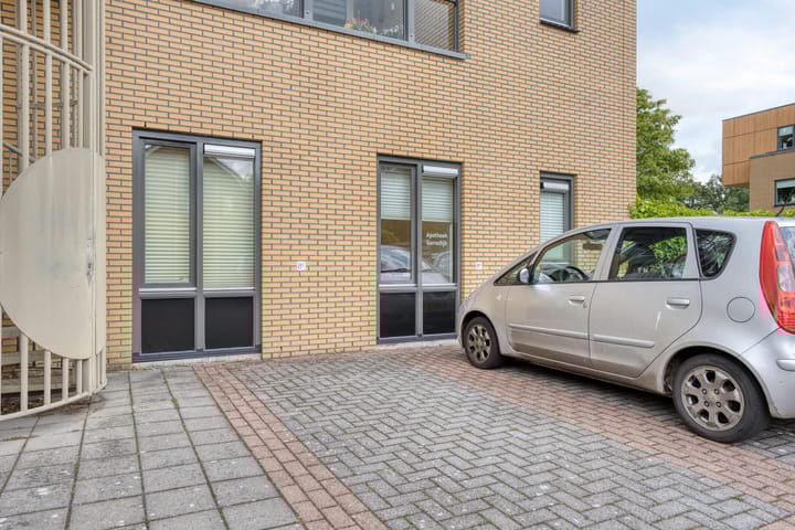 Foto 18 van Burgemeester Selhorststraat 8-C