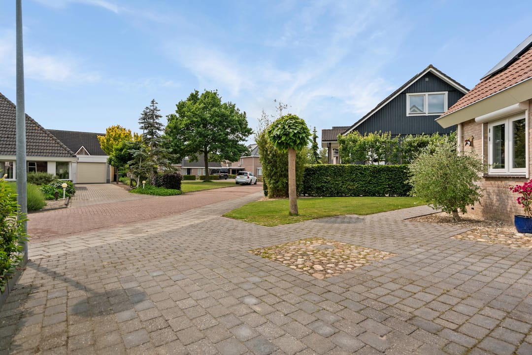 Foto 52 van Korenbloemweg 30