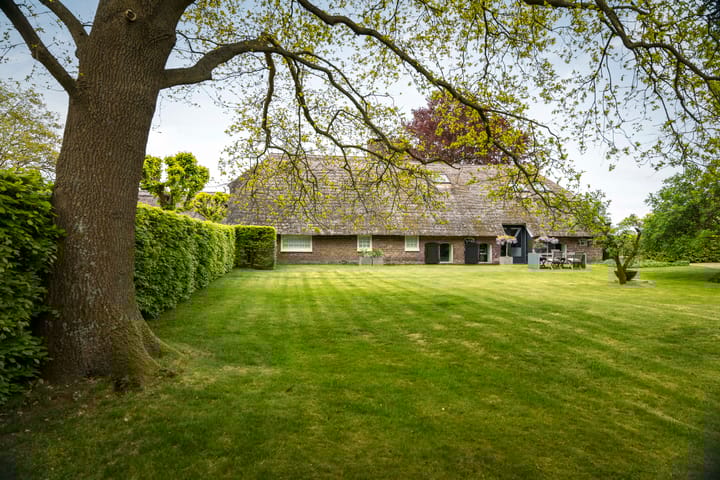 Foto 51 van Weeleweg 12-A