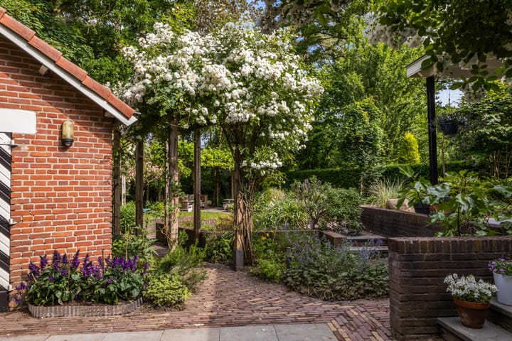 Foto 66 van Koningin Emmalaan 46