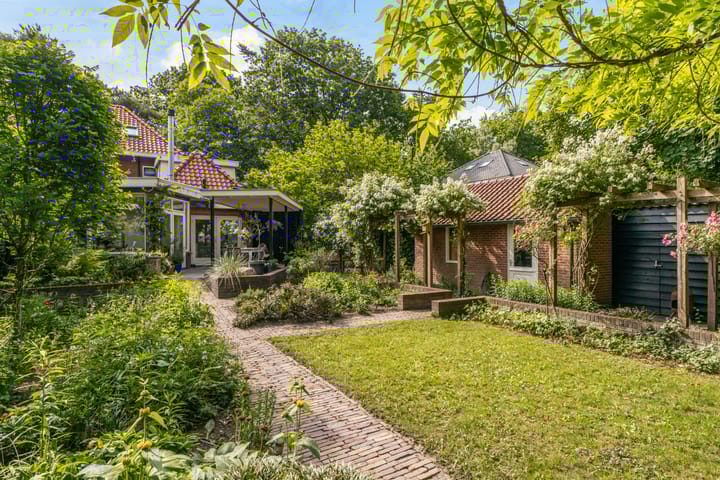 Foto 72 van Koningin Emmalaan 46