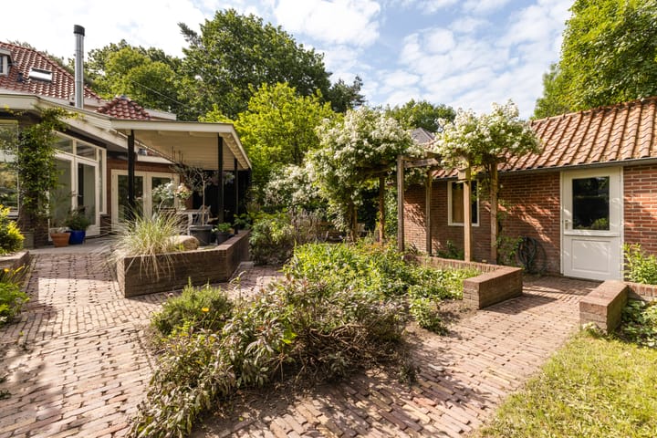 Foto 77 van Koningin Emmalaan 46