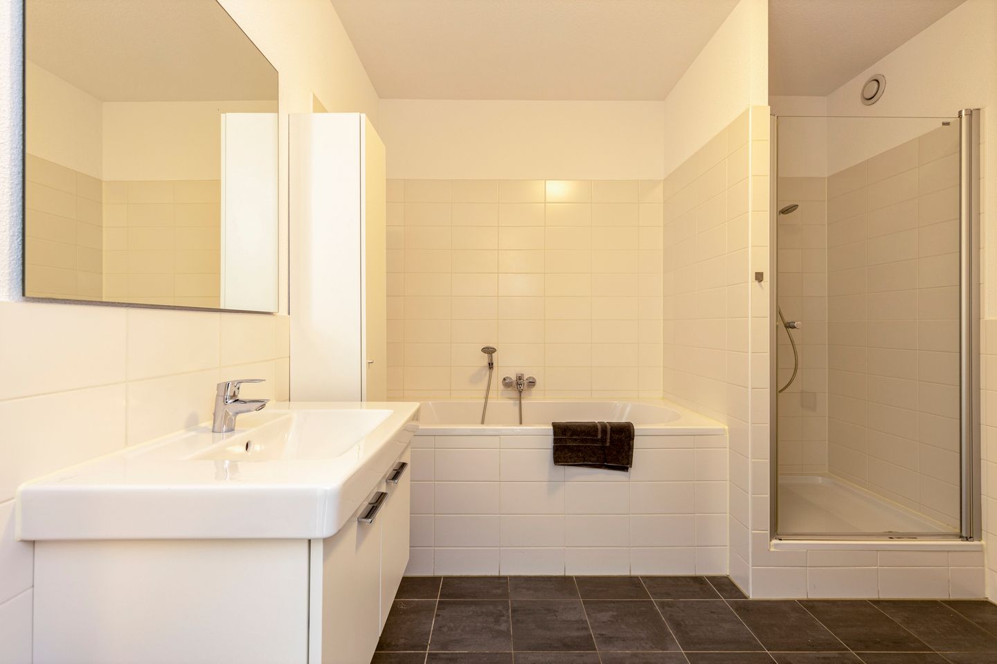 Photo 19 of Karel Doormanstraat 388-B