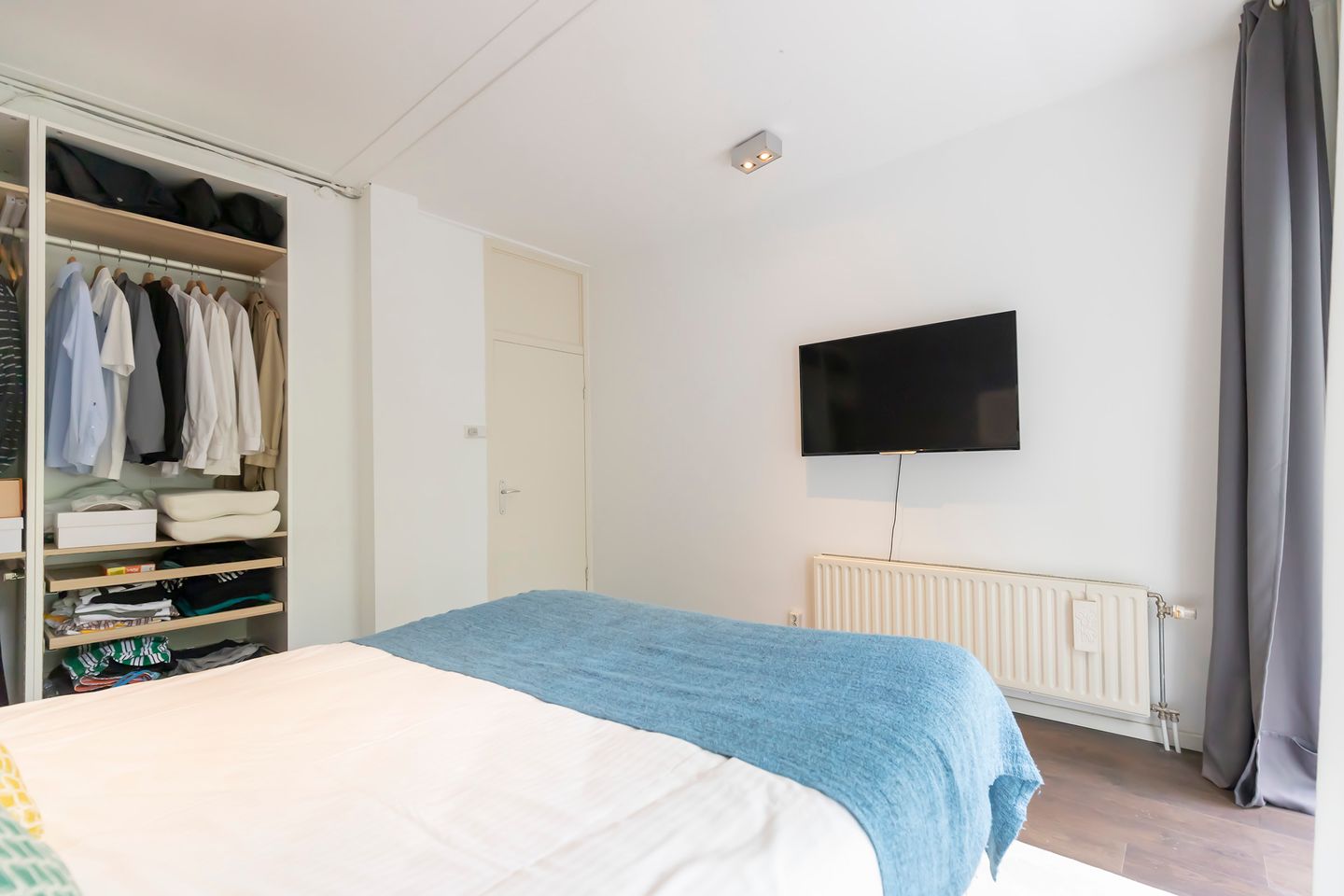 Foto 10 van Hoofdweg 168-2