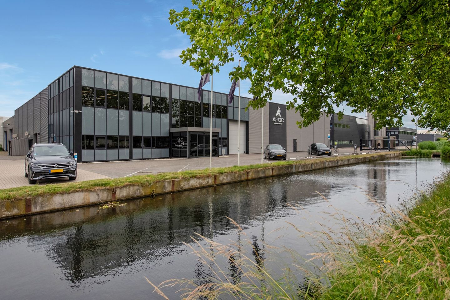 View photo 1 of Veilingweg 48